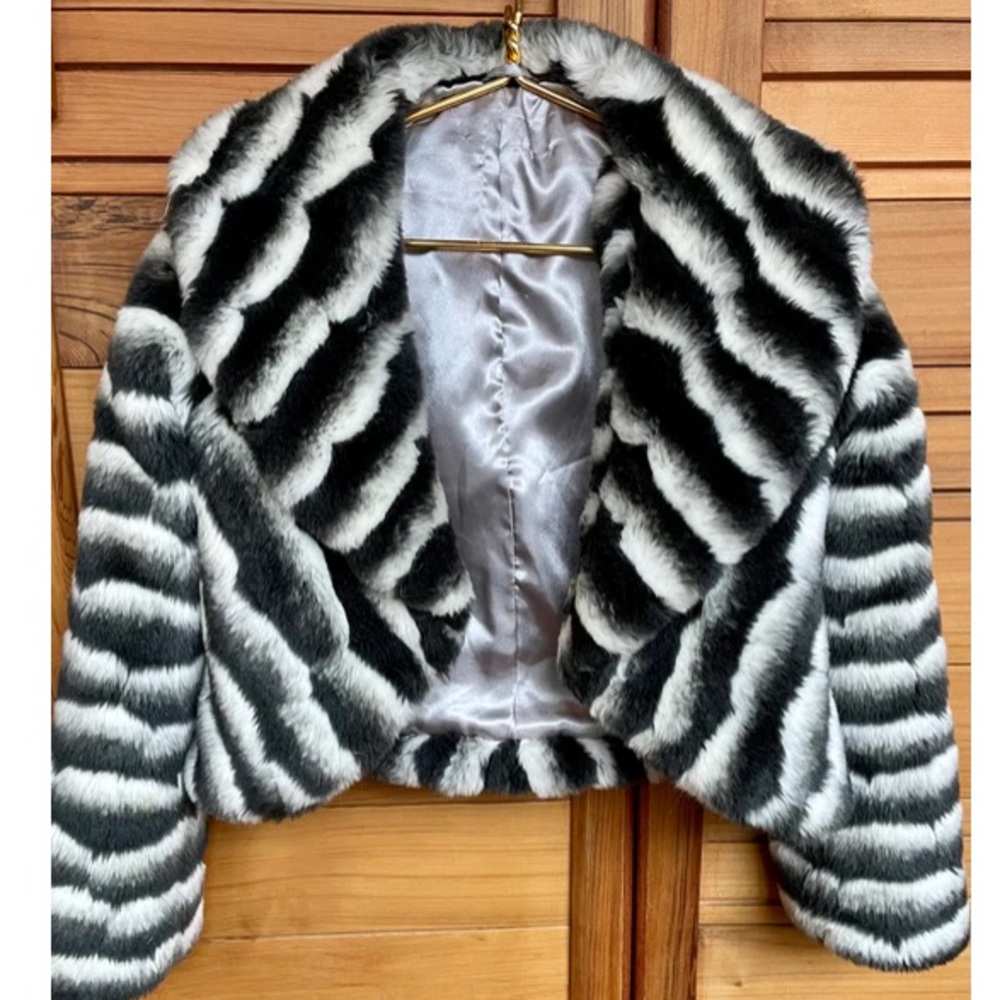 Arden B Faux Fur Crop coat
